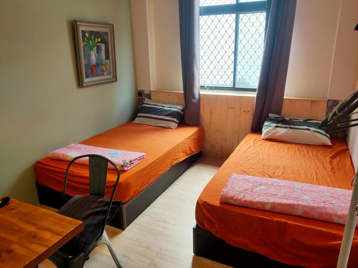 Formosa Backpackers Hostel & Apartment（青年民宿） Città di Hualien Esterno foto