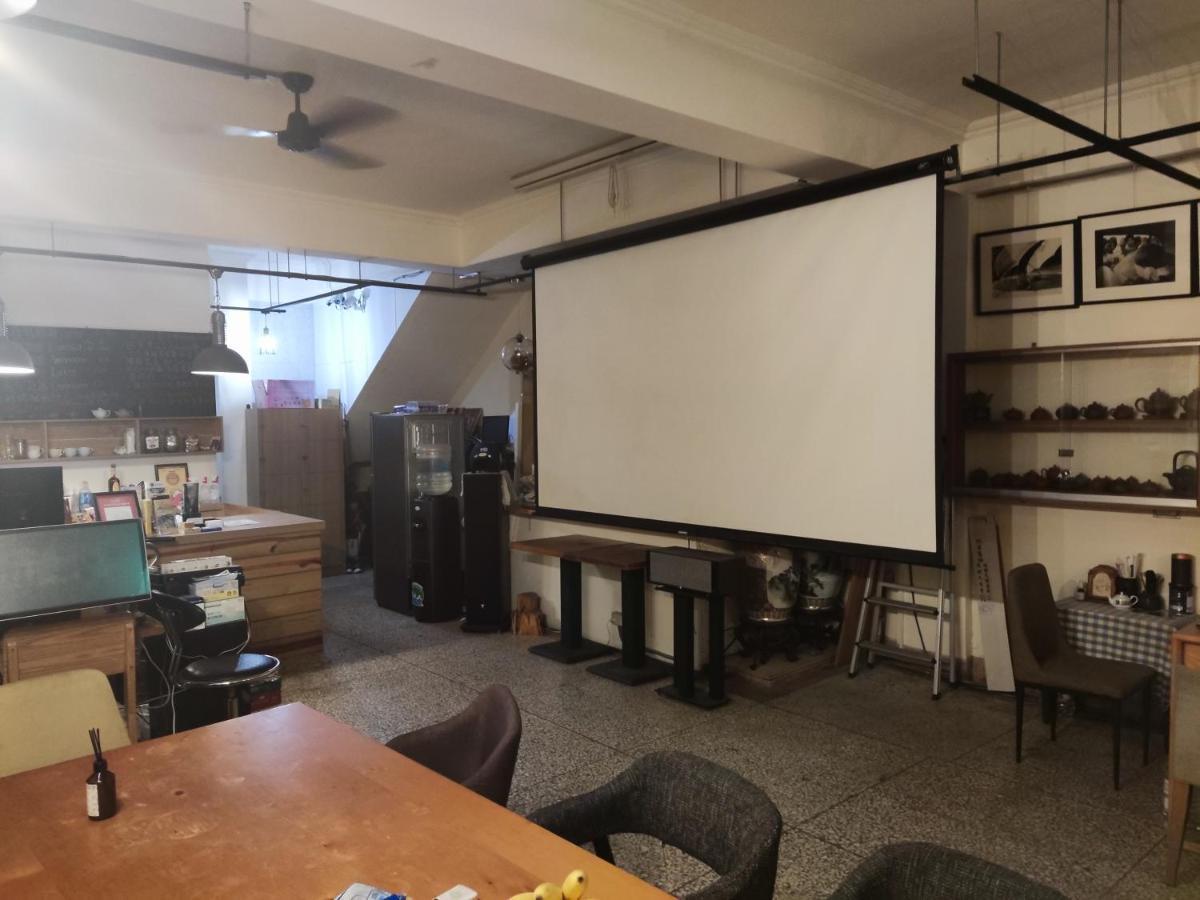 Formosa Backpackers Hostel & Apartment（青年民宿） Città di Hualien Esterno foto