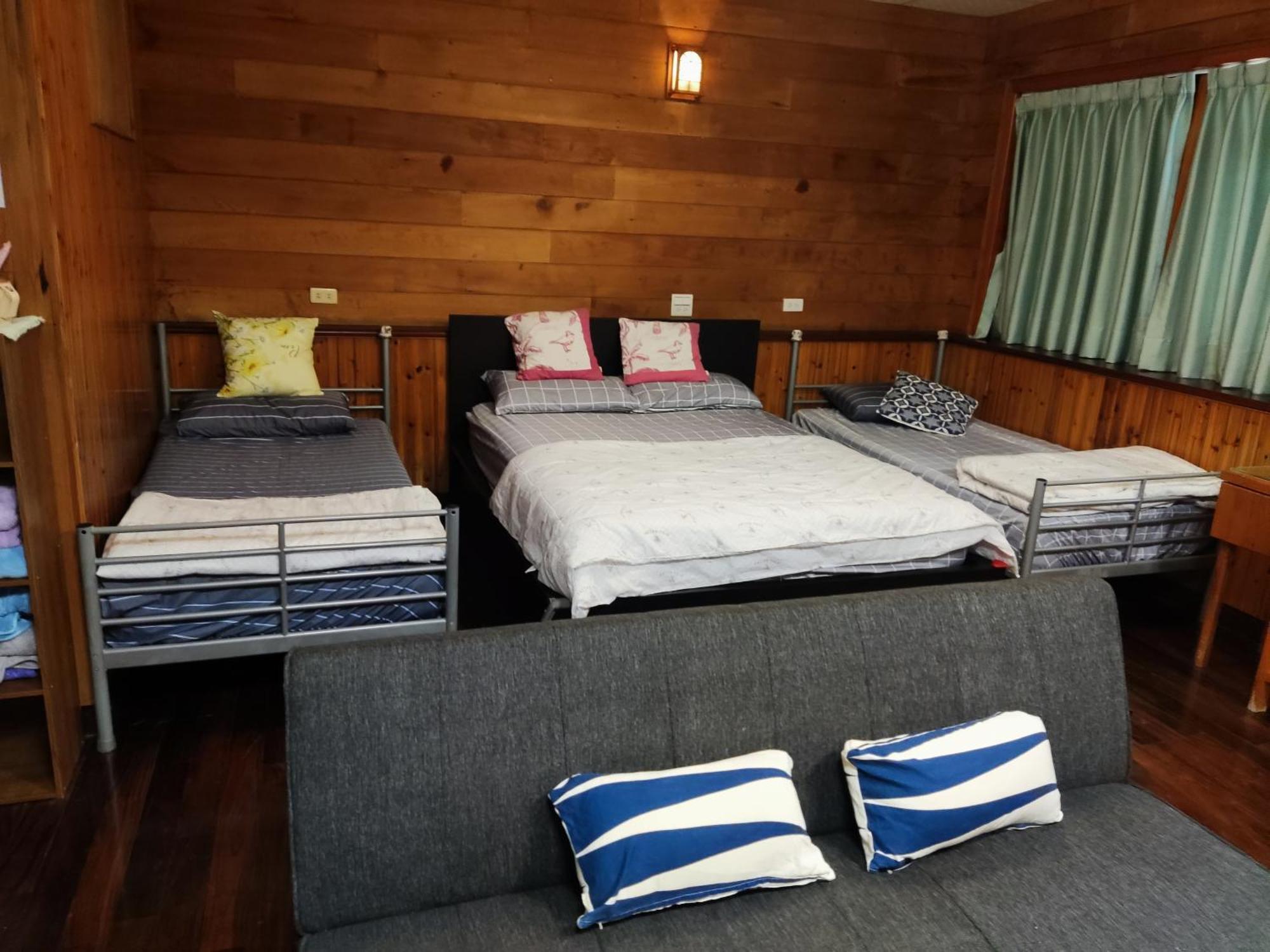 Formosa Backpackers Hostel & Apartment（青年民宿） Città di Hualien Esterno foto