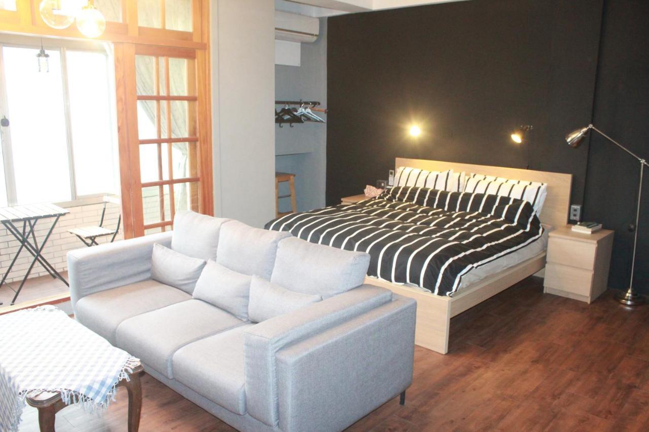 Formosa Backpackers Hostel & Apartment（青年民宿） Città di Hualien Esterno foto