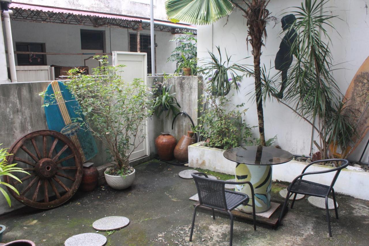 Formosa Backpackers Hostel & Apartment（青年民宿） Città di Hualien Esterno foto