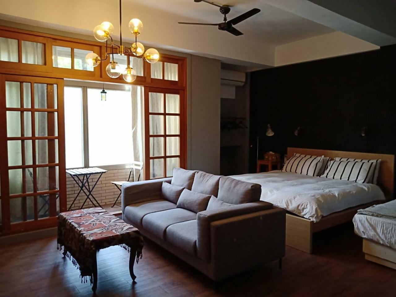Formosa Backpackers Hostel & Apartment（青年民宿） Città di Hualien Esterno foto