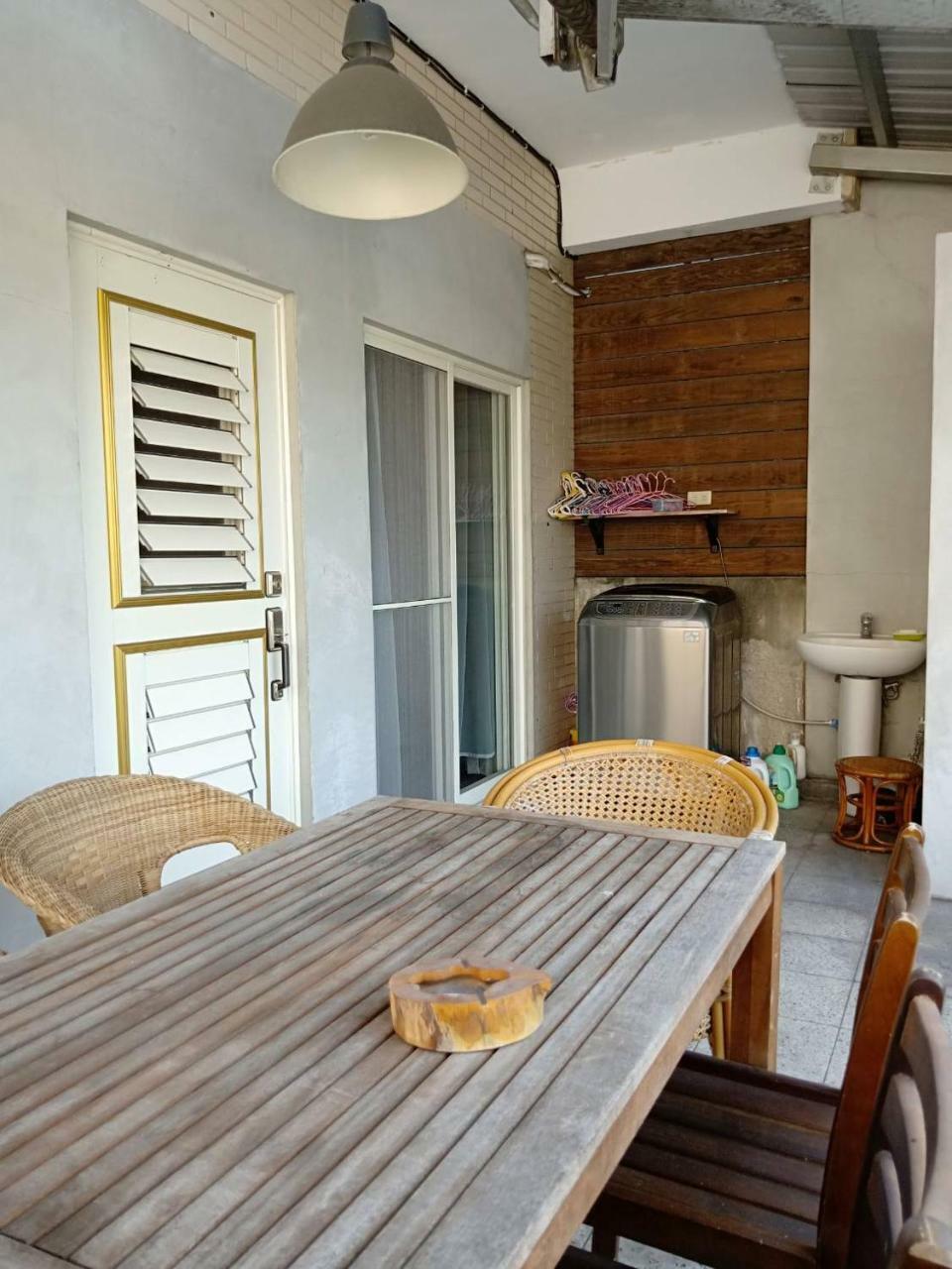 Formosa Backpackers Hostel & Apartment（青年民宿） Città di Hualien Esterno foto